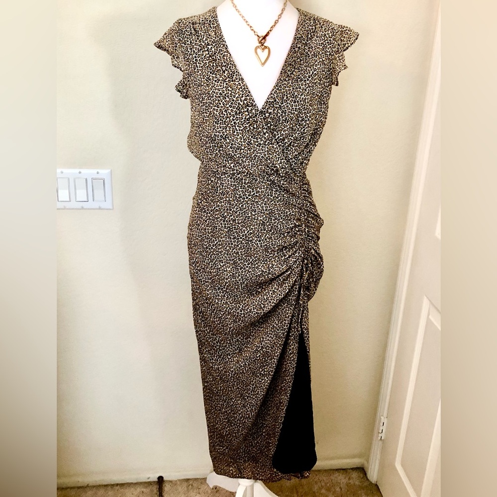 BANANA REPUBLIC chiffon like cocktail dress. Adjustable tie for hemline EUC SZ 0